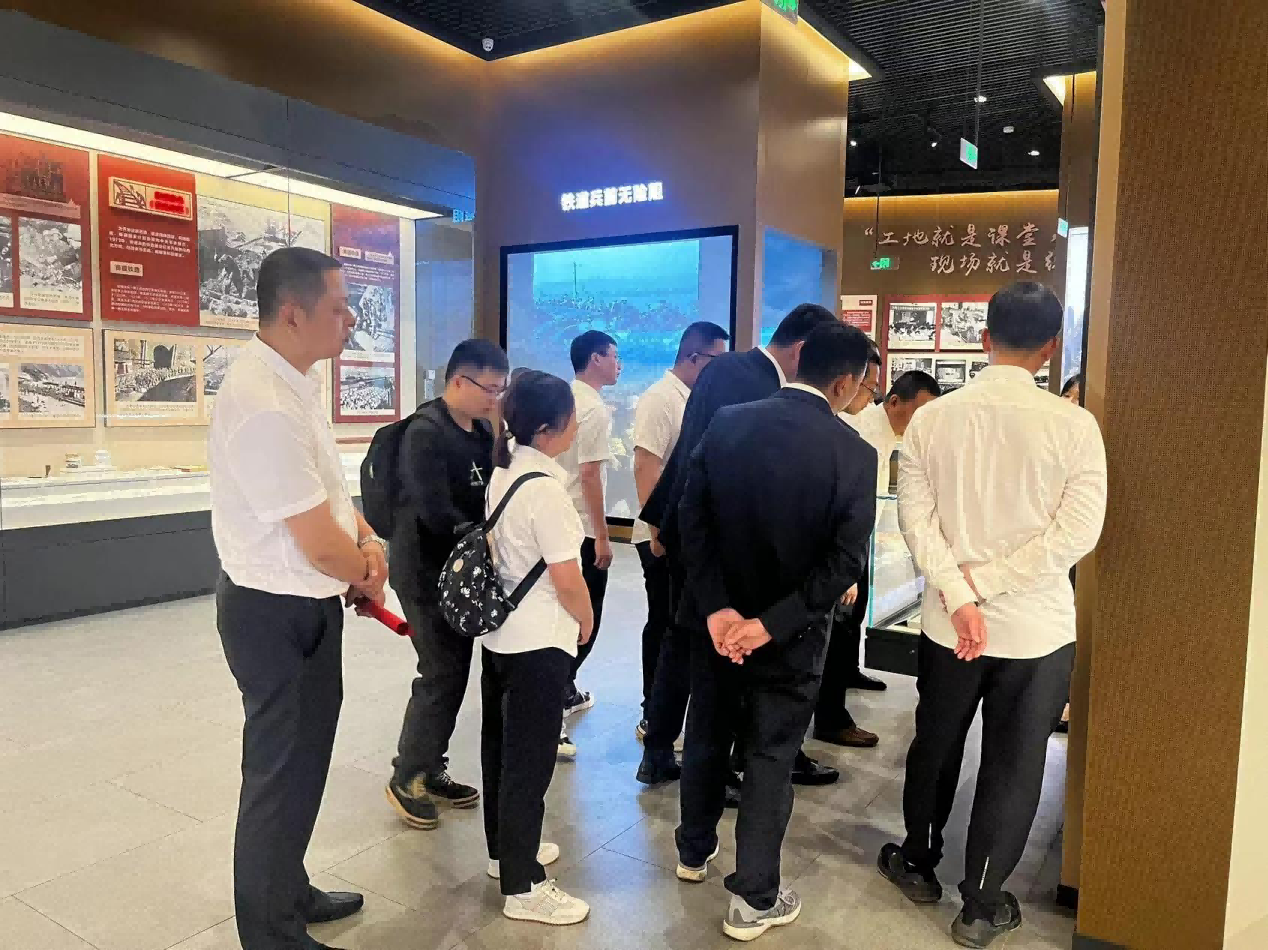 榮縣川燃黨支部組織開展“學習百年黨史 汲取奮進力量”主題黨日活動 榮縣川燃黨支部組織開展“學習百年黨史 汲取奮進力量”主題黨日活動